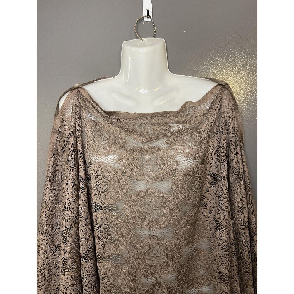 Memories Shawl Wrap Womens One Size Beige Lace Button Rectangle Scarf Poncho